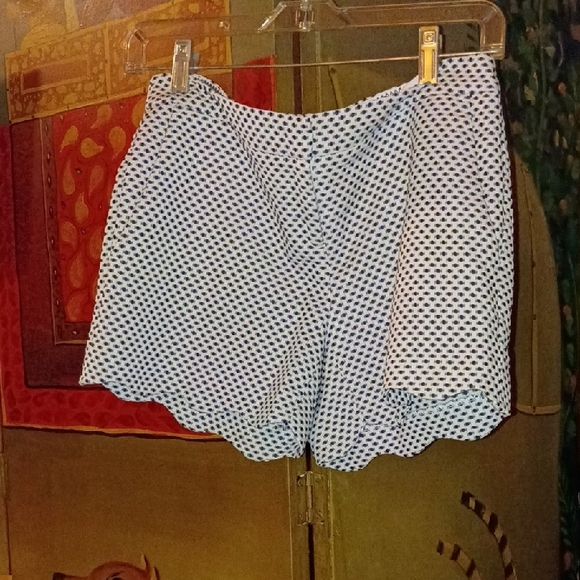 Saint Tropez West Pants - Saint Tropez West White Shorts with Black/Gray Polka Dot Scalloped Hem